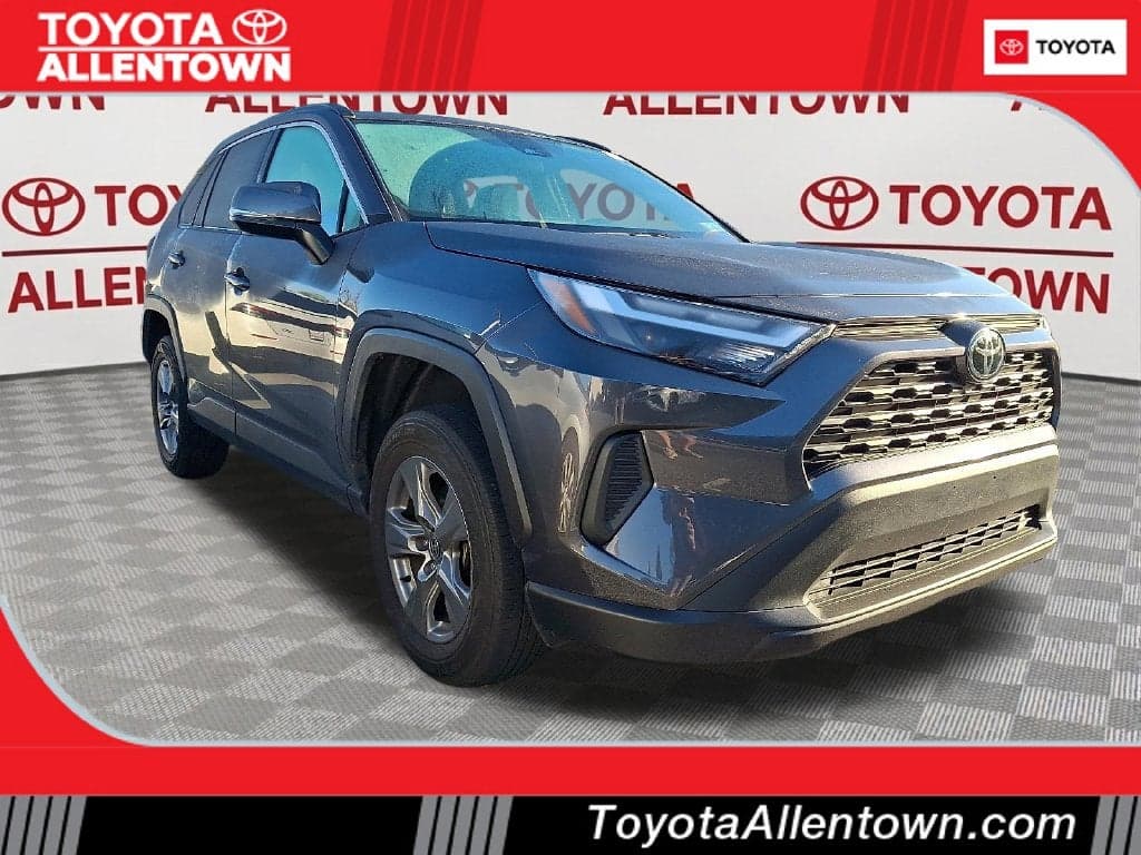 2024 Toyota RAV4 XLE — photo 1 of 5