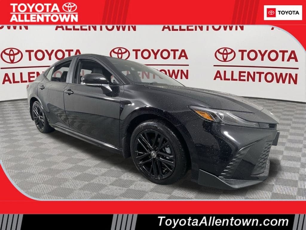 2026 Toyota Camry SE — photo 1 of 48