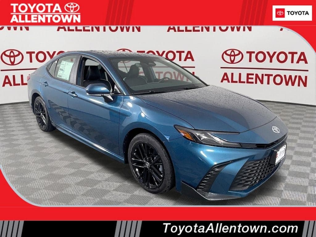 2026 Toyota Camry SE — photo 1 of 47