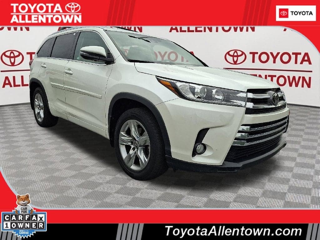 2018 Toyota Highlander Limited — photo 1 of 12