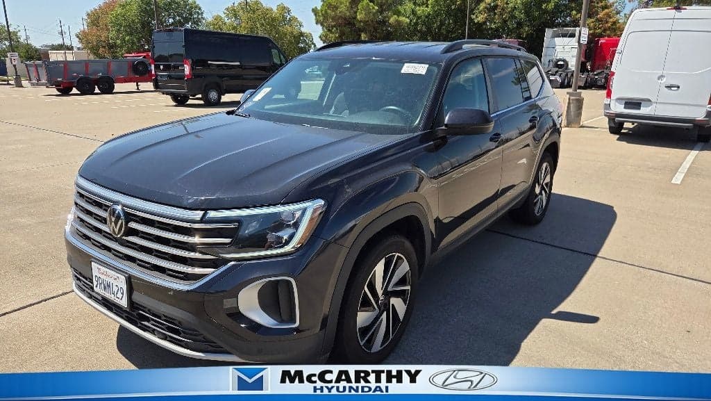 2025 Volkswagen Atlas 2.0T SE w/Technology — photo 1 of 6