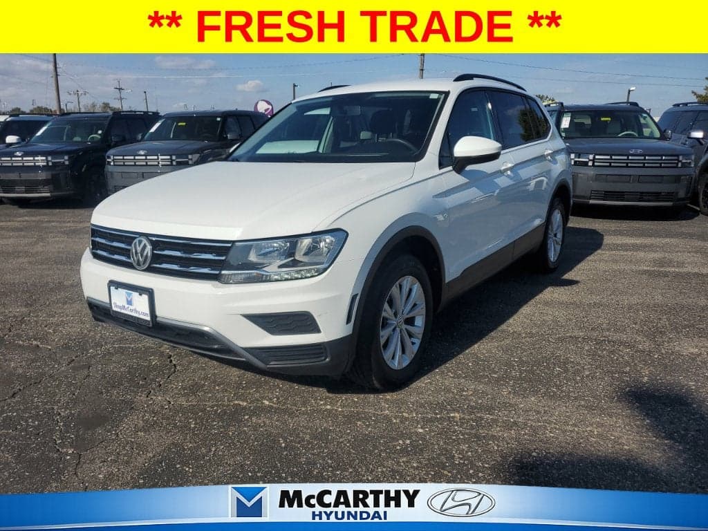 2019 Volkswagen Tiguan S — photo 1 of 5