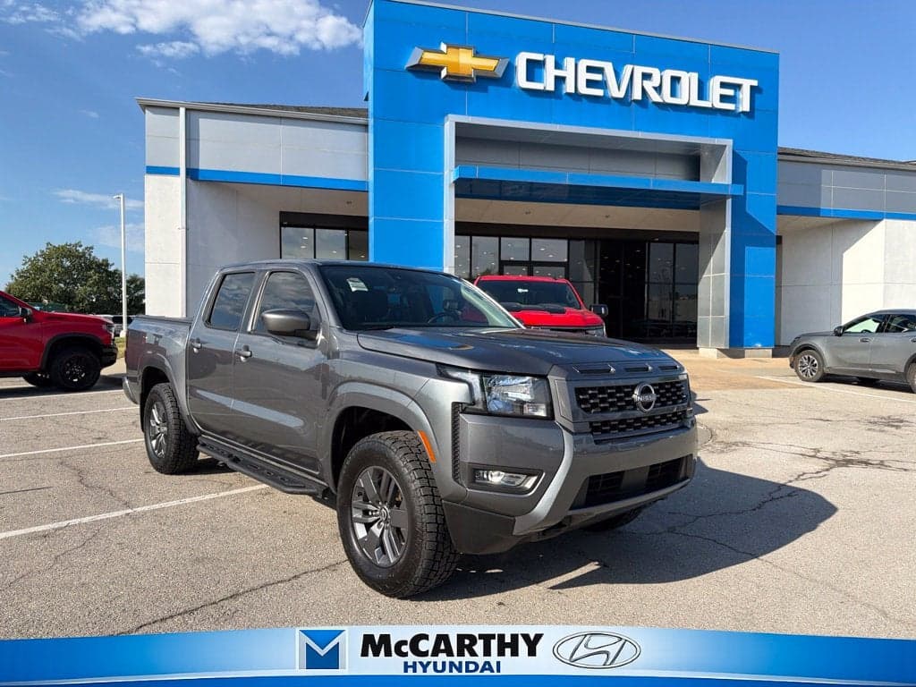 2025 Nissan Frontier SV — photo 1 of 5