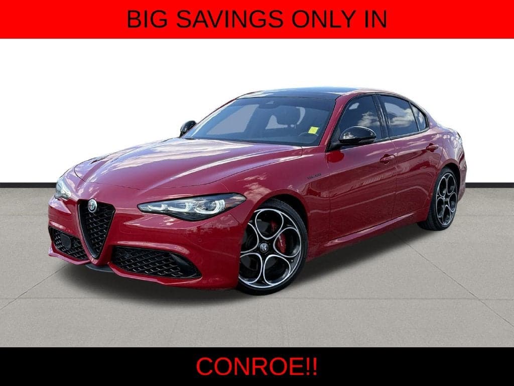 2024 Alfa Romeo Giulia Veloce — photo 1 of 28