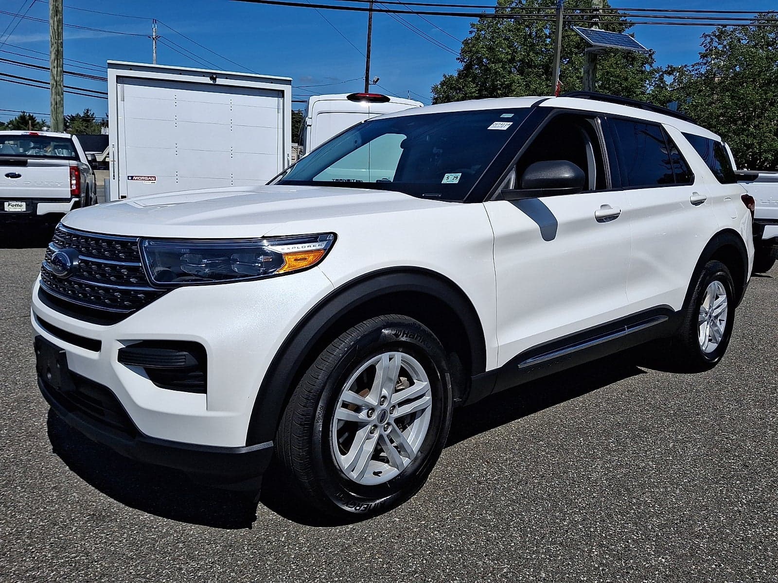 2024 Ford Explorer XLT — photo 1 of 5