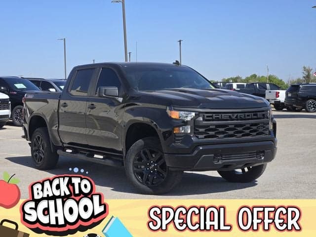 2025 Chevrolet Silverado 1500 Custom Trail Boss — photo 1 of 10