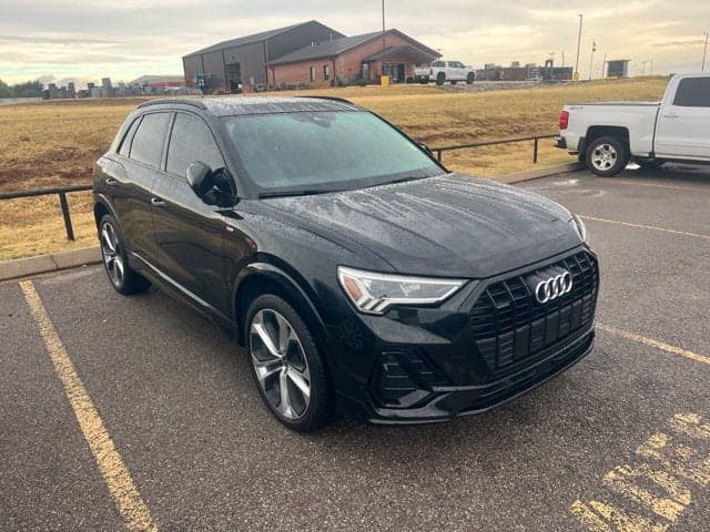 2021 Audi Q3 S line Premium Plus — photo 1 of 10
