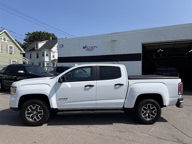 2022 GMC Canyon 4WD AT4 w/Leather — photo 1 of 36