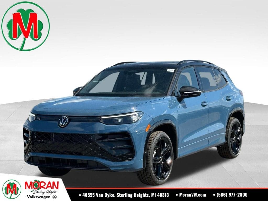 2026 Volkswagen Tiguan SE R-Line Black — photo 1 of 5
