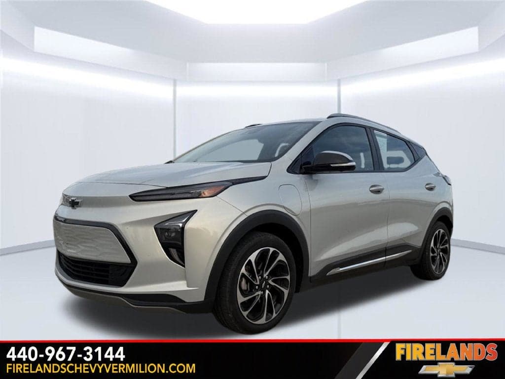 2023 Chevrolet Bolt EUV Premier — photo 1 of 5