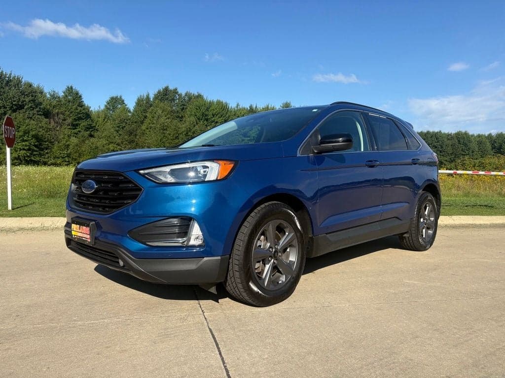 2022 Ford Edge SEL — photo 1 of 25