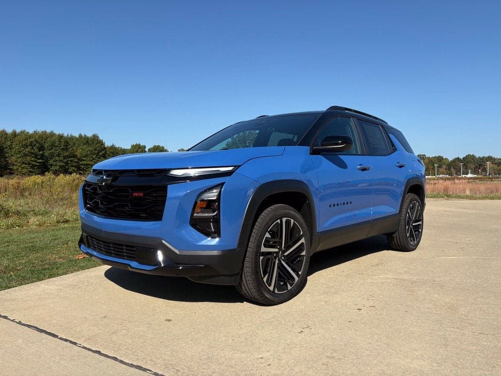 2027 Chevrolet Equinox FWD RS — photo 1 of 5