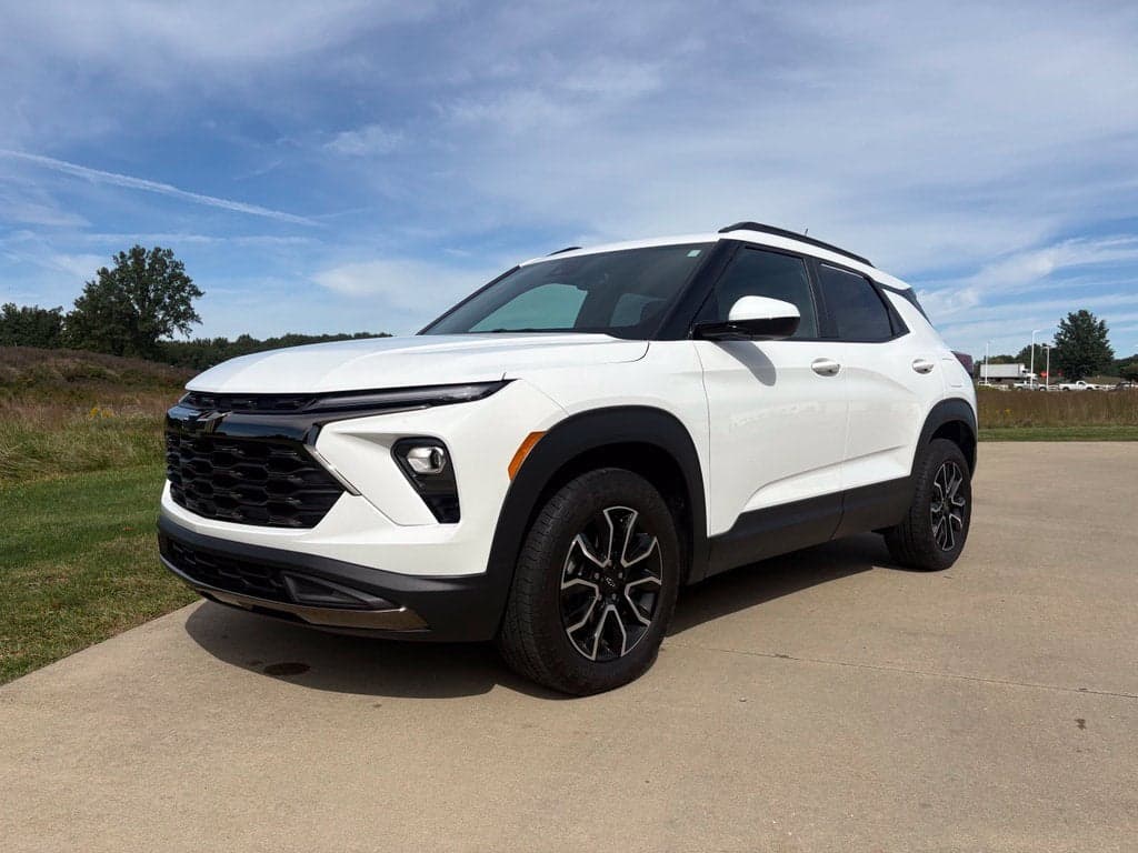 2024 Chevrolet Trailblazer ACTIV — photo 1 of 58