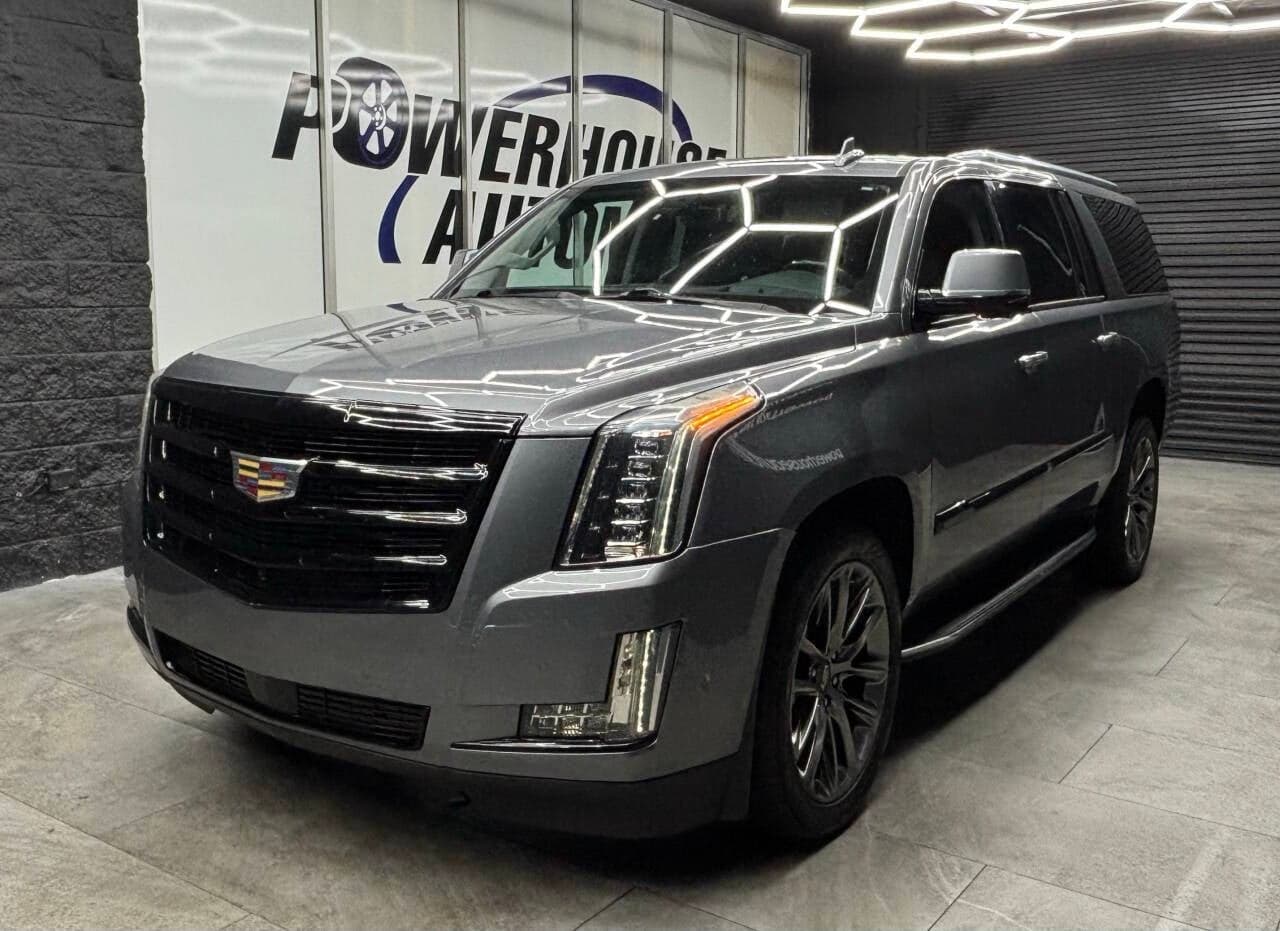 2020 Cadillac Escalade ESV Premium Luxury — photo 1 of 51