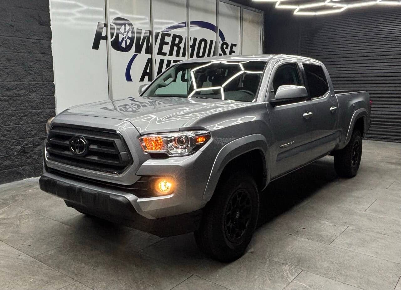 2020 Toyota Tacoma 2WD Base — photo 1 of 5