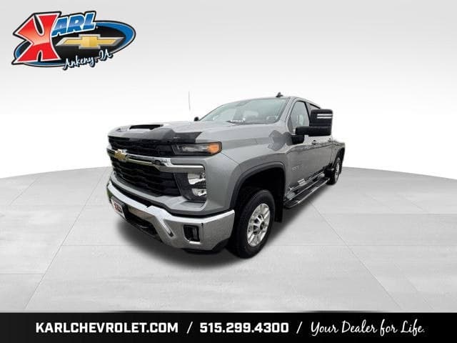 2025 Chevrolet Silverado 2500HD LT — photo 1 of 13