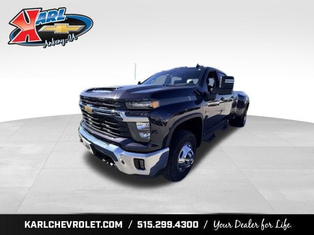 2024 Chevrolet Silverado 3500HD LT — photo 1 of 13