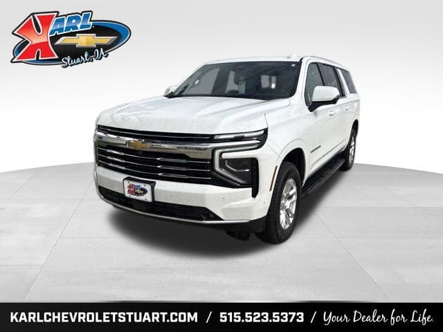 2025 Chevrolet Suburban LT — photo 1 of 32