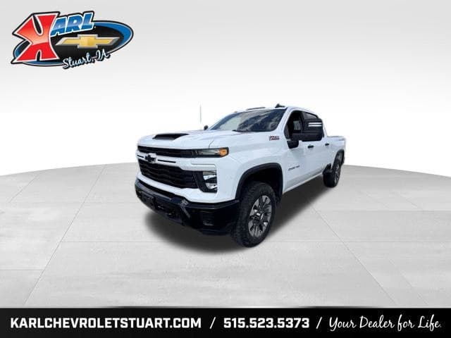 2025 Chevrolet Silverado 2500HD Custom — photo 1 of 10