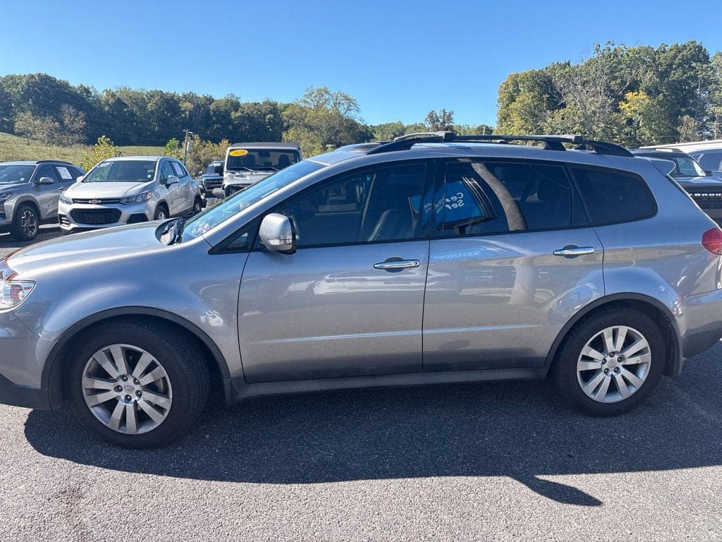 2008 Subaru Tribeca (Natl) 7-Pass Ltd w/DVD/Nav — photo 1 of 5