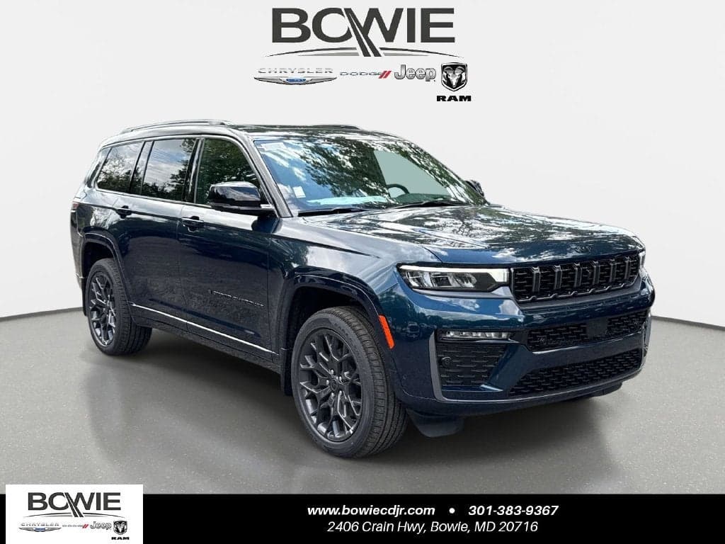 2027 Jeep Grand Cherokee Summit — photo 1 of 5