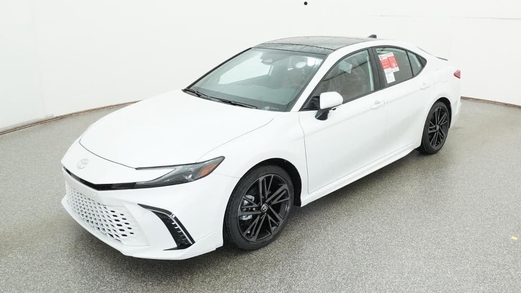 2026 Toyota Camry XSE — photo 1 of 33