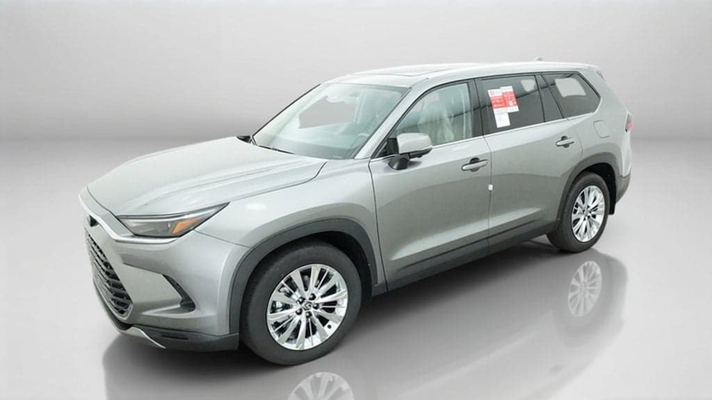 2026 Toyota Grand Highlander Platinum — photo 1 of 5