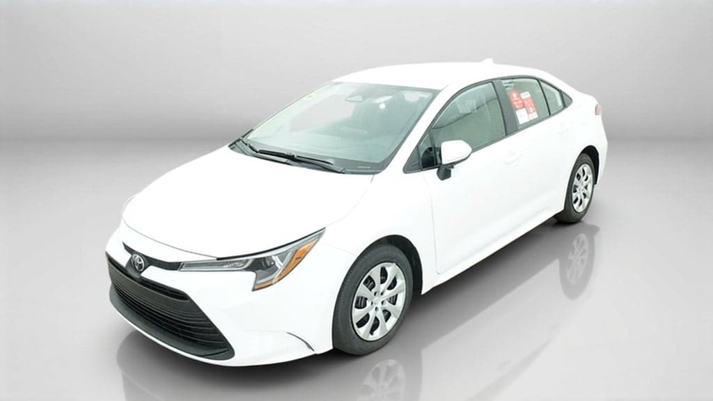 2027 Toyota Corolla LE — photo 1 of 5