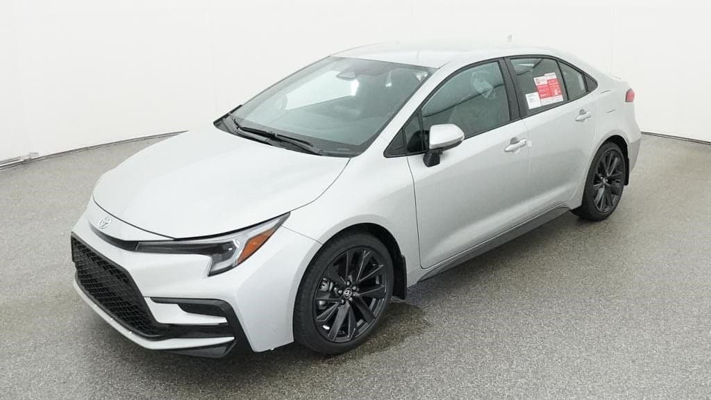 2026 Toyota Corolla SE — photo 1 of 33