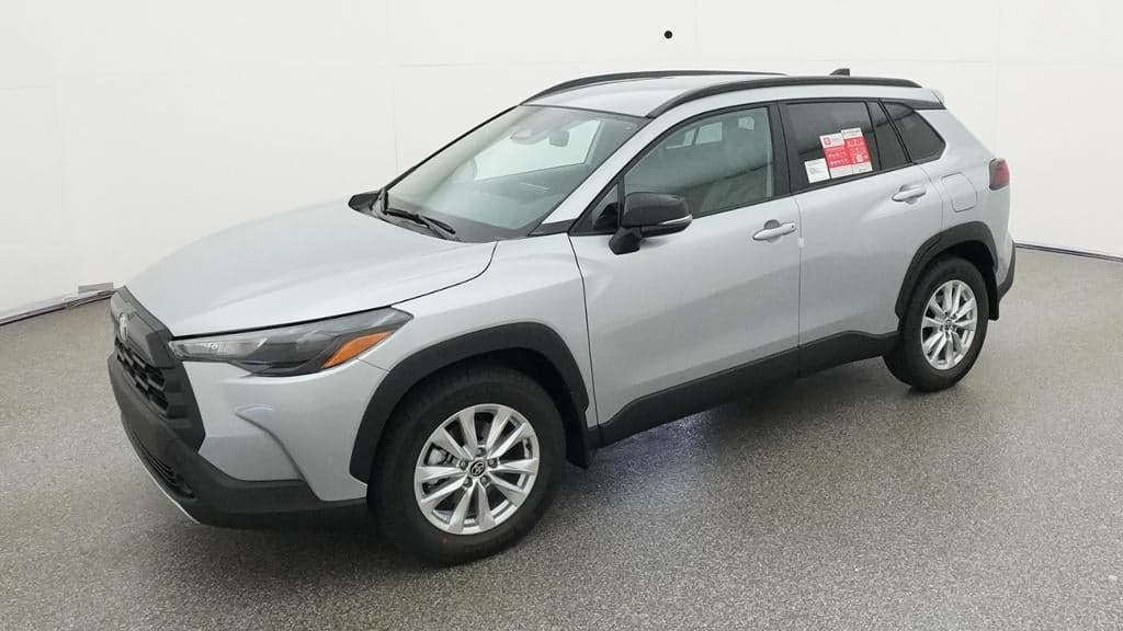 2026 Toyota Corolla Cross LE — photo 1 of 33