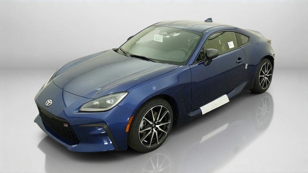 2027 Toyota GR86 Base — photo 1 of 33