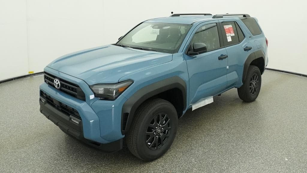 2026 Toyota 4Runner SR5 — photo 1 of 33