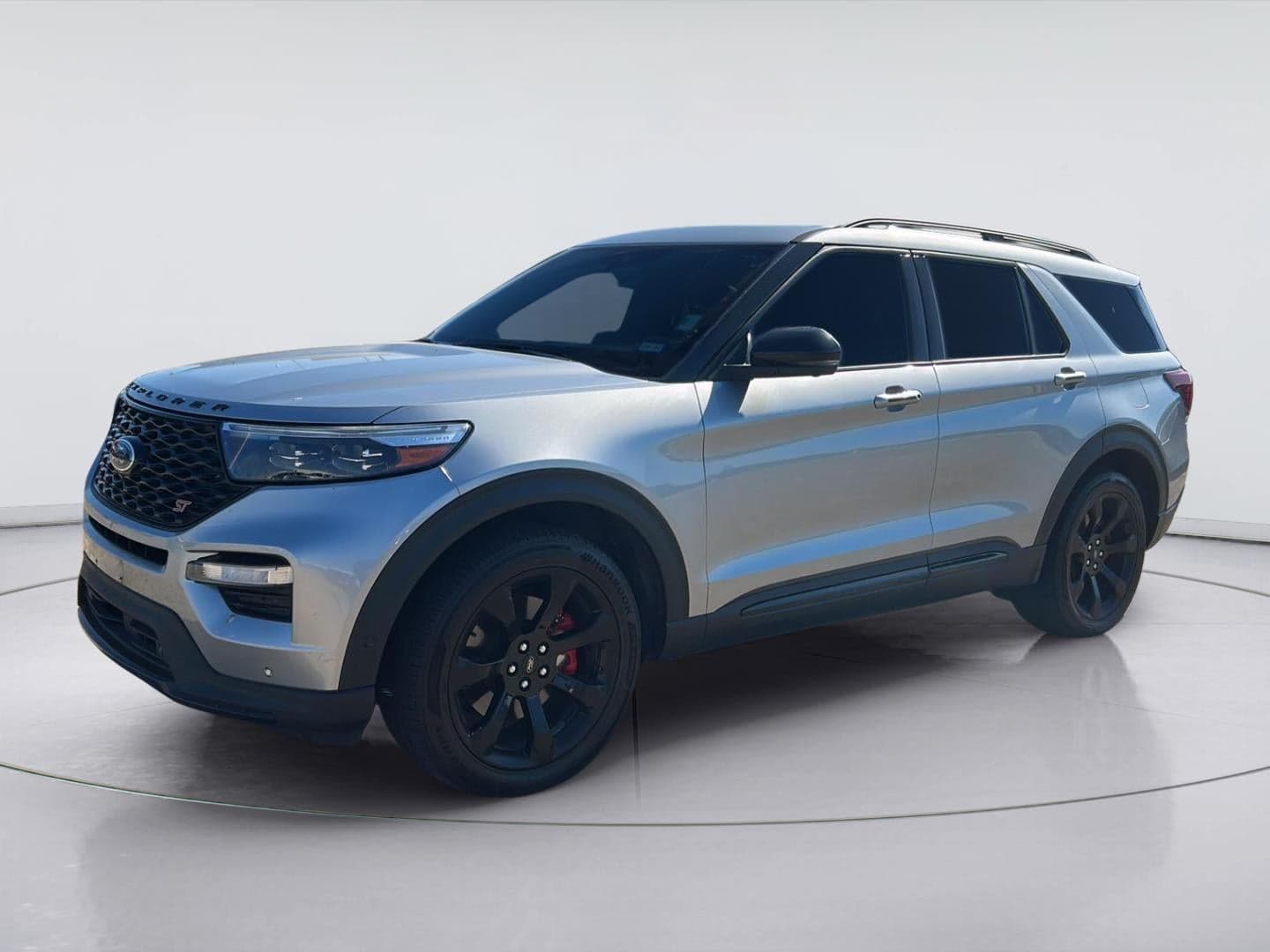 2021 Ford Explorer ST — photo 1 of 5
