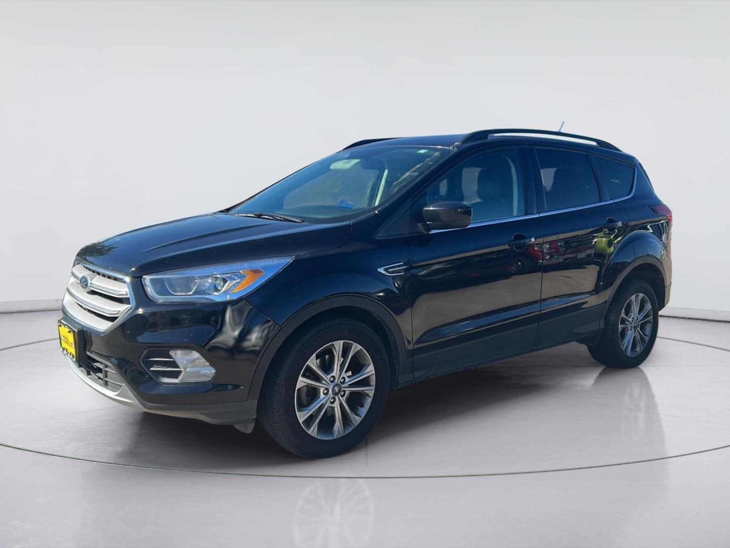 2019 Ford Escape SEL — photo 1 of 5
