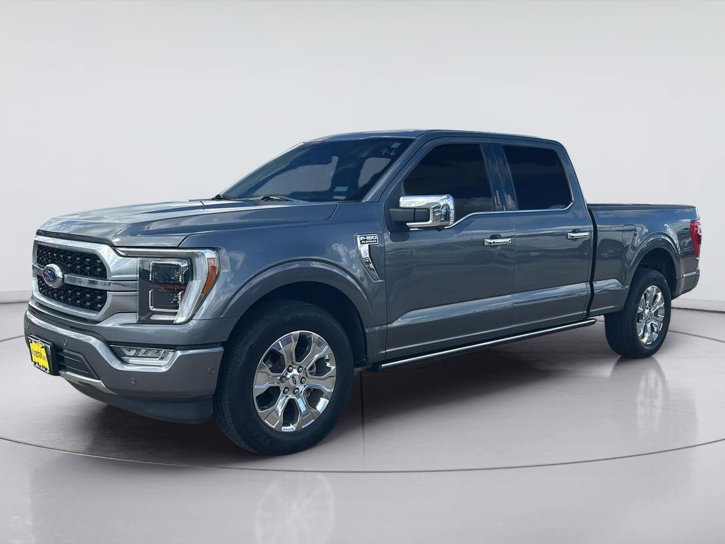 2022 Ford F-150 Platinum — photo 1 of 11