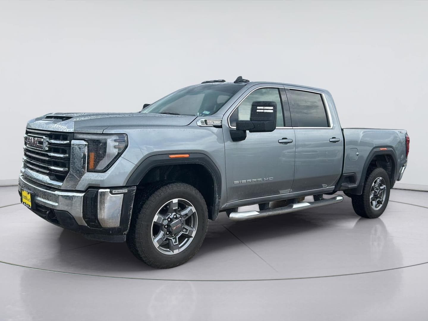 2025 GMC Sierra 2500HD SLE — photo 1 of 11