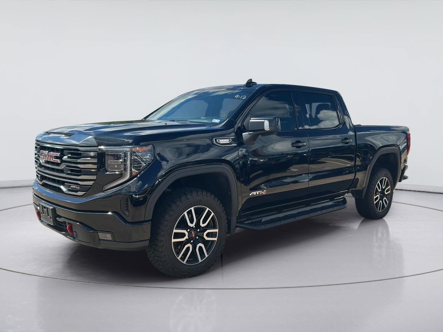 2022 GMC Sierra 1500 AT4 — photo 1 of 11