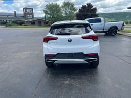 Extra Photo