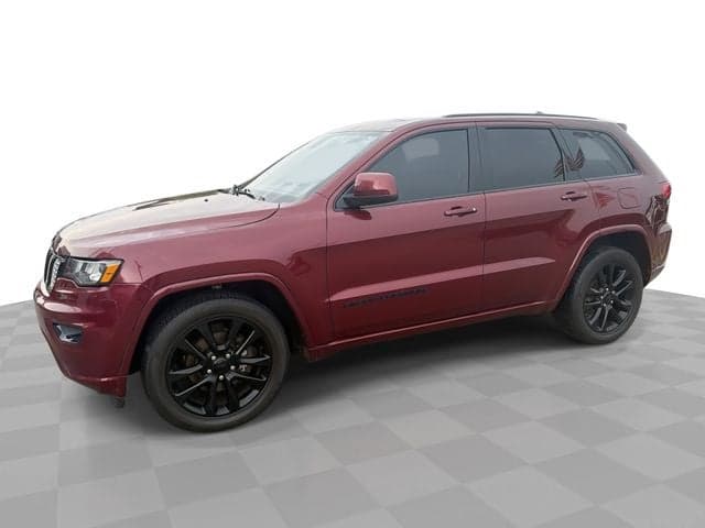 2020 Jeep Grand Cherokee Altitude — photo 1 of 24