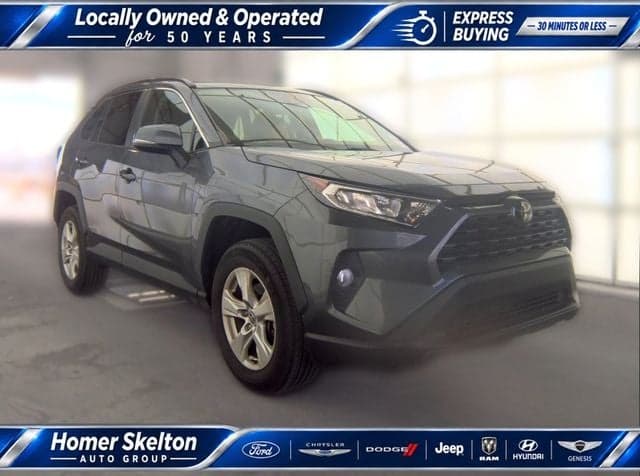 2021 Toyota RAV4 XLE — photo 1 of 19