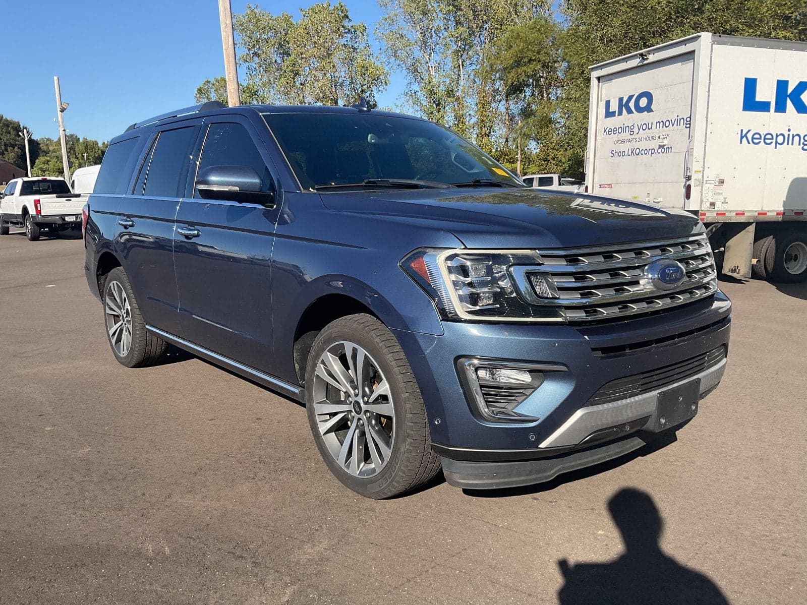 2020 Ford Expedition Limited — photo 1 of 5