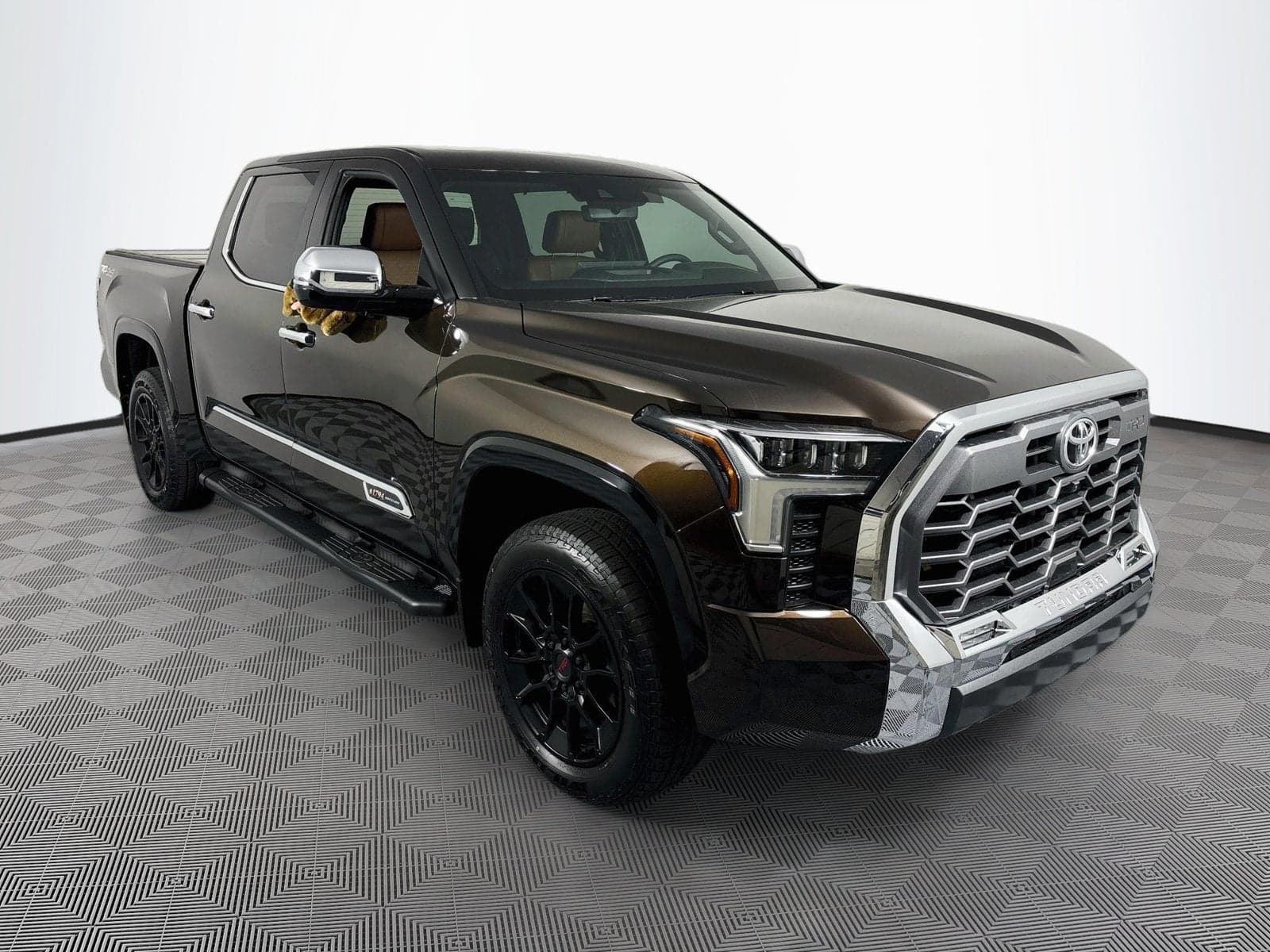 2025 Toyota Tundra 4WD Base — photo 1 of 42
