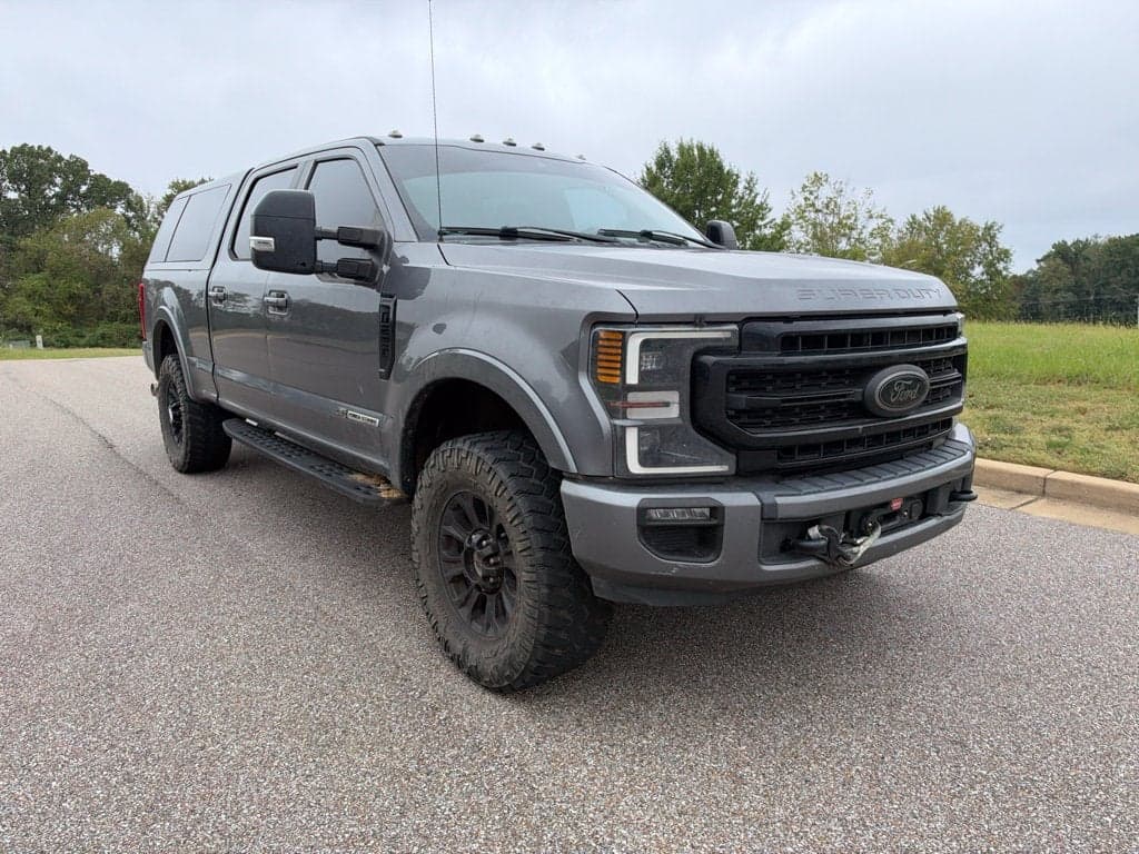 2021 Ford Super Duty F-250 SRW LARIAT — photo 1 of 5