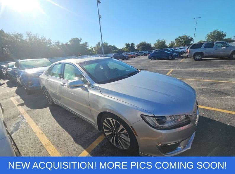 2018 Lincoln MKZ Reserve — photo 1 of 23