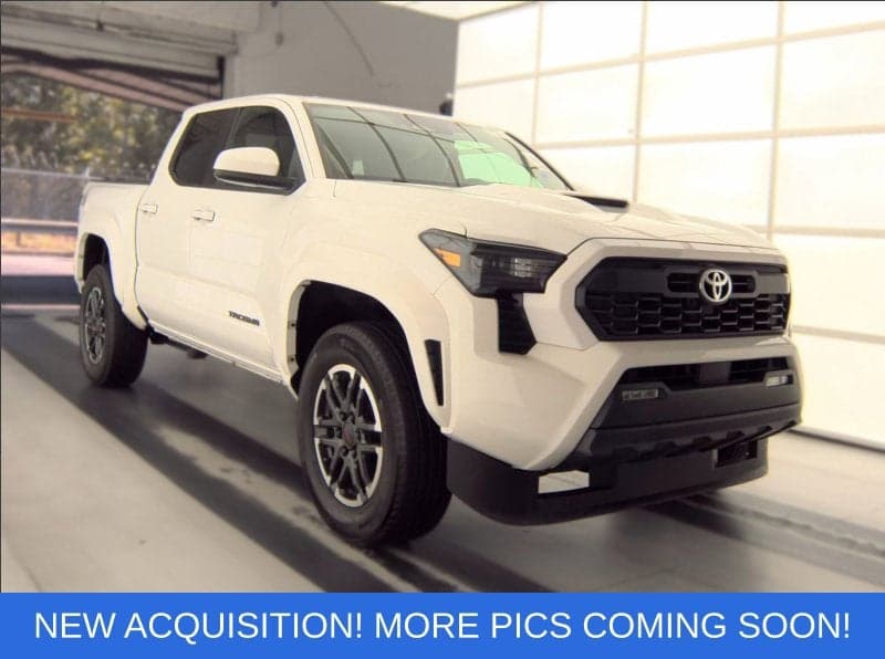 2024 Toyota Tacoma 2WD TRD Sport — photo 1 of 21