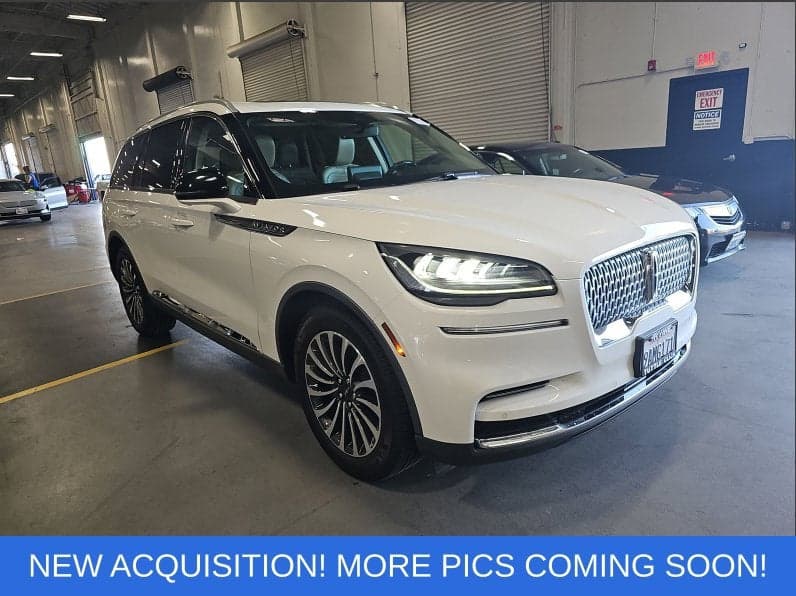 2022 Lincoln Aviator Reserve — photo 1 of 5
