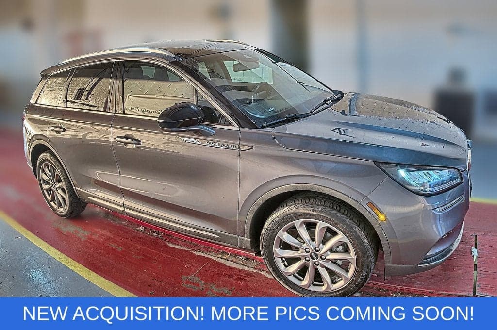 2022 Lincoln Corsair Standard — photo 1 of 5