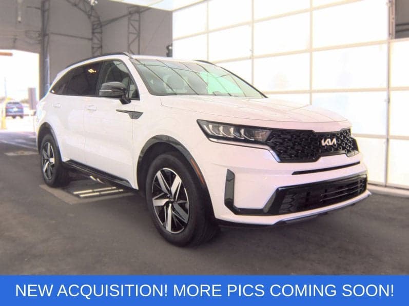 2023 Kia Sorento S — photo 1 of 5