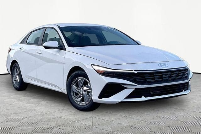 2026 Hyundai Elantra SE — photo 1 of 25