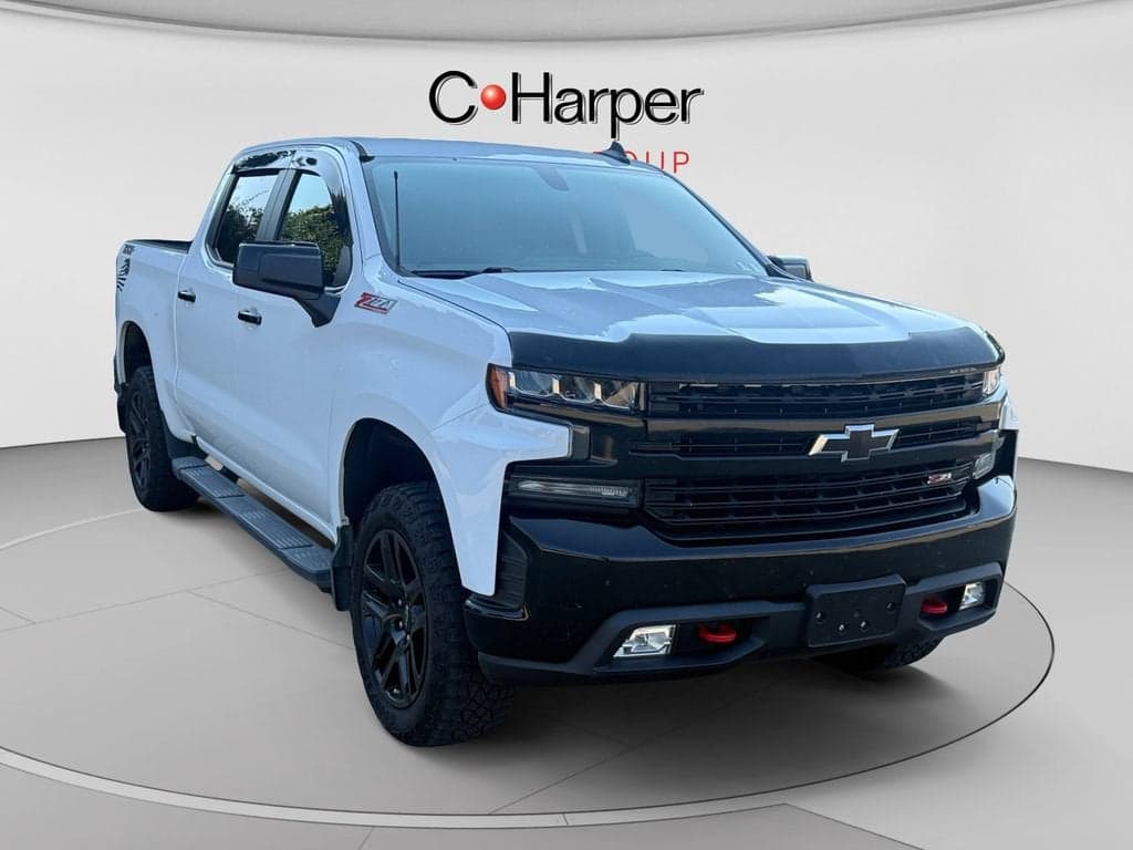 2021 Chevrolet Silverado 1500 LT Trail Boss — photo 1 of 24